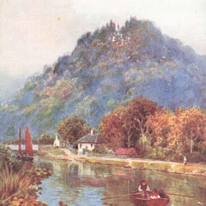 Inverness Tom-Na-Hurich (Morro das Fadas Artista HB Wimbush Editora Tucks 1910; cartão postal