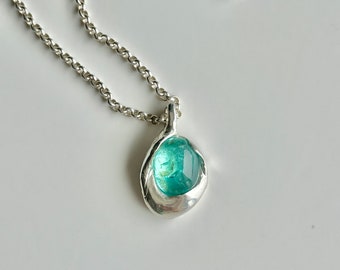 Hand modelliert Silber Anhänger mit brasilianischen Paraiba Apatit (2ct) – Geschmolzene Design Halskette