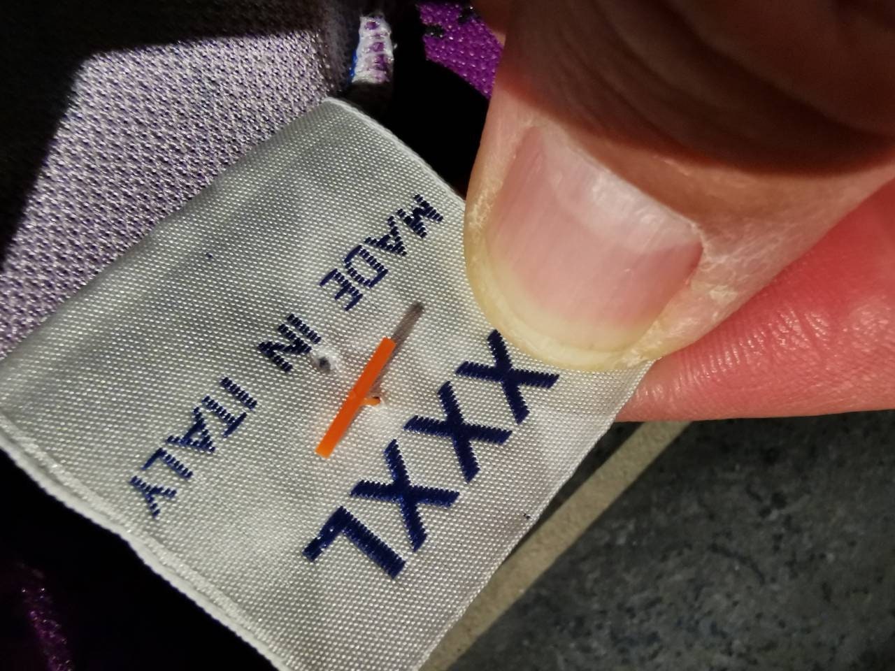 734928_4