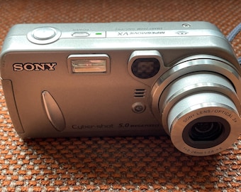 Sony Cyber-shot DSC-W610 Black 14.1MP Digital Compact Camera Sony Cyber-shot DSC-W610 Black 14.1MP Digital Compact Camera