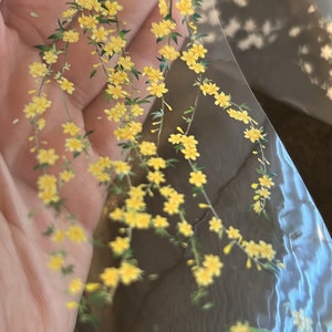 Rama con hojas/flores amarillas | CAMINATA DE 70CM