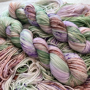 FERNLEAF, Superwash, 2 Base Options, Speckled, Tonal, Indie Dyer, Violet, Purple, Green, Brown, Hand Dyed Yarn image 1