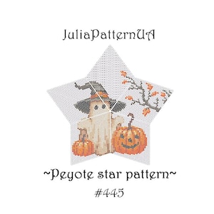 Puede incluir: Patrón de punto de cruz en forma de estrella con un fantasma con sombrero de bruja, calabazas y hojas de otoño. El texto dice "JuliaPatternUA", "~Peyote star pattern~" y "#445".