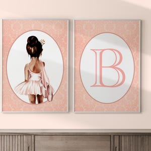 Láminas de bailarina de ballet personalizadas para guardería: juego de arte de pared con iniciales personalizado con fondo vintage, perfecto para colocar sobre la cuna para la decoración de la habitación de las niñas