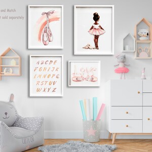 Impresión de vivero de bailarina, arte de pared de bailarina rosa rubor, cartel de dormitorio de niña pequeña bailarina rubia, decoración de vivero de acuarela suave neutra imagen 6