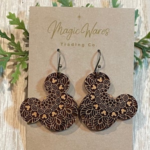 Mandala-muis, lasergesneden en gegraveerde kersenhouten hangoorbellen, op bestelling gemaakt, Glowforge-lasergesneden