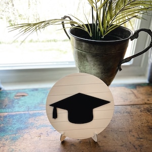 Shiplap Graduation Cap Sign | Graduation Shelf Decor | 2023 | 2023 Graduation | Graduation Decor | Photo Prop | Graduation Tiered Tray