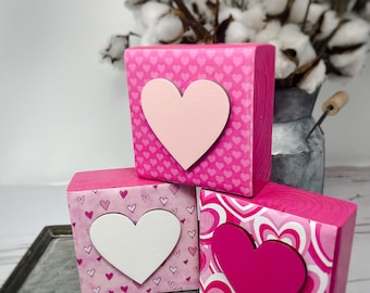 Farmhouse Valentines Heart Trio: Flamingo Pink Shelf Decor
