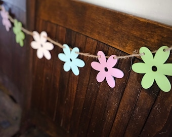 Painted Wood Flower Banner: Spring Farmhouse Decor
