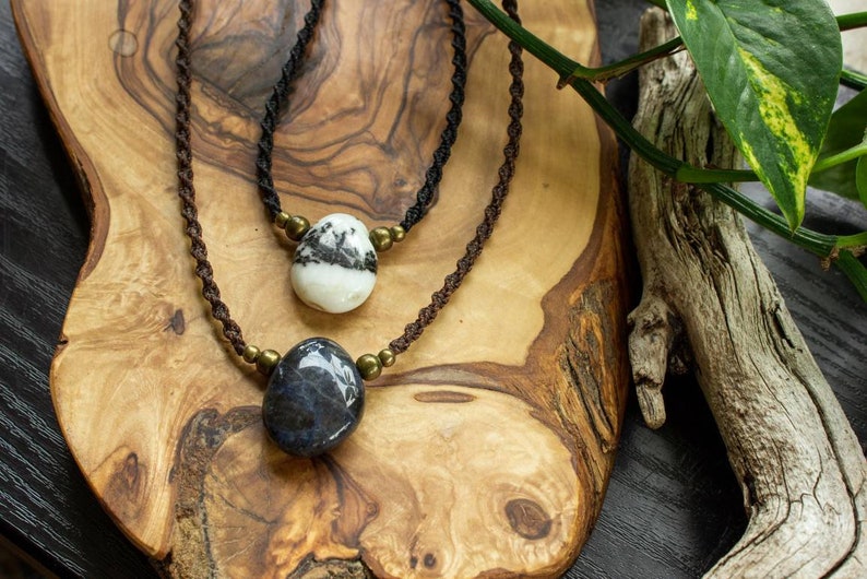 Zebra Jasper macrame necklace black