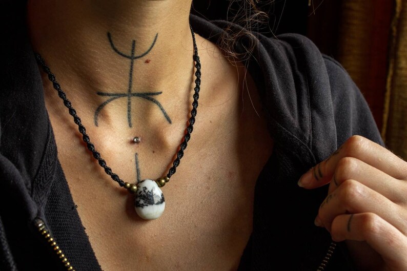 Zebra Jasper macrame necklace black