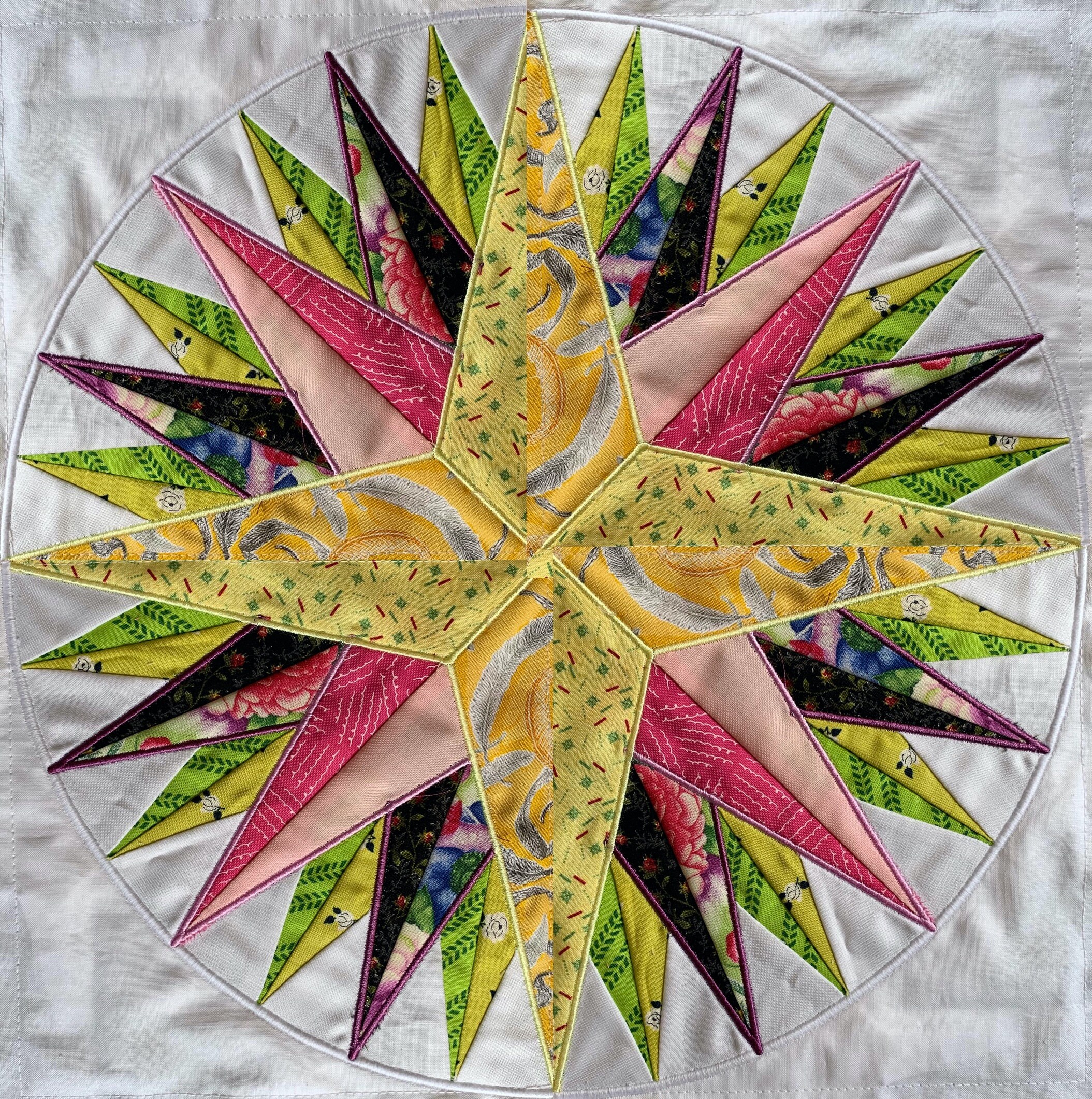 Mariner's Compass 32 Point Quilt Block Made With Embroidery Machine Etsy