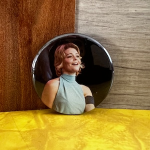 Maggie Rogers live photo music Tribute Button 1.50inch