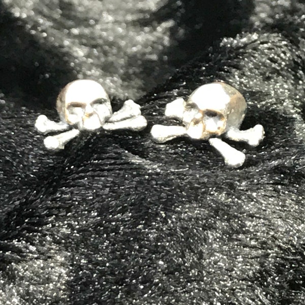 Sterling Silver Skull and Crossbones Stud Earrings