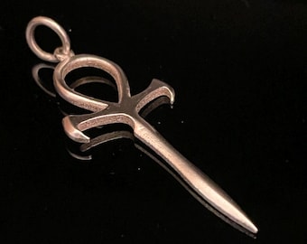 Vampire Ankh Pendant