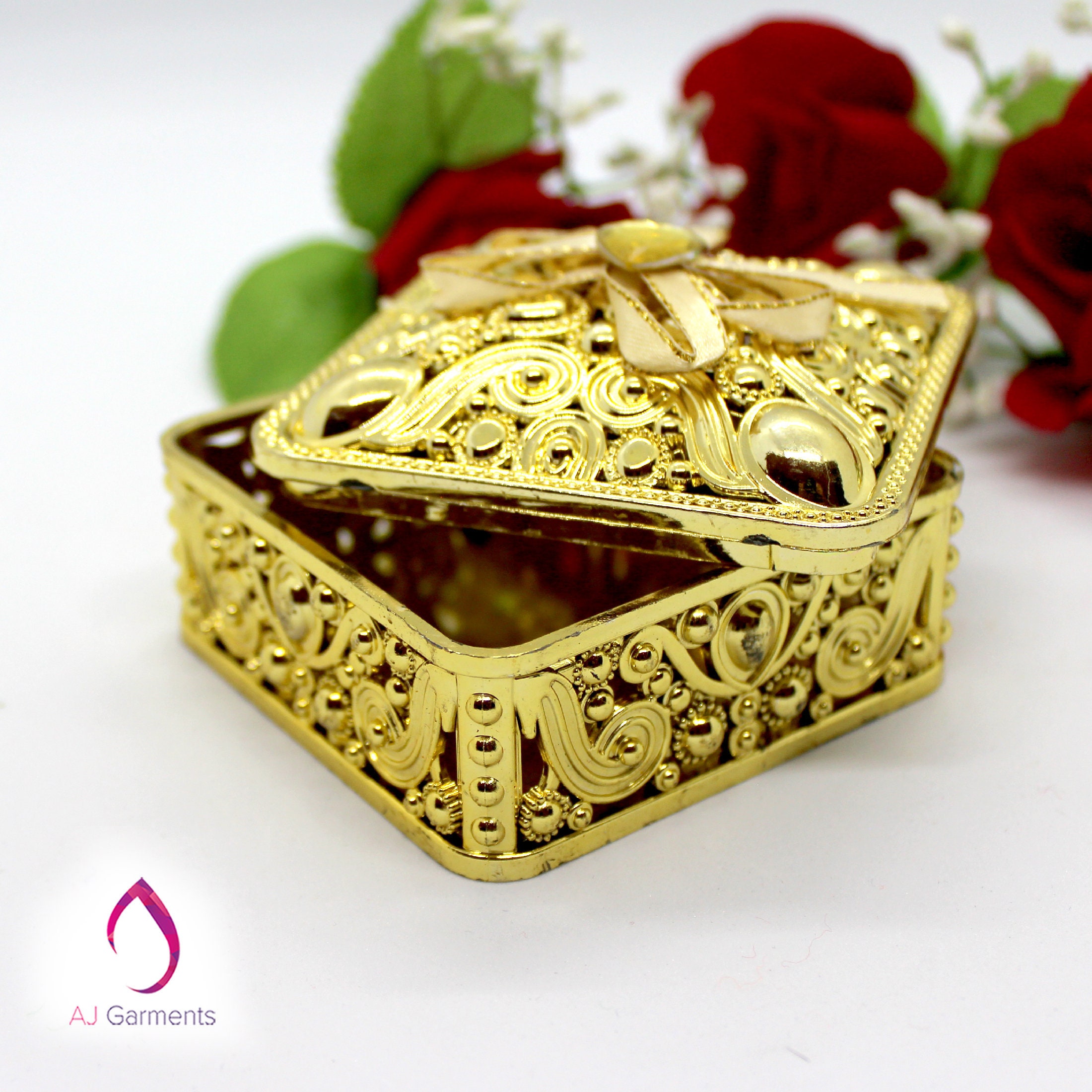 Decorative Small Ornament Storage Box - Wooden Sindoor Dabbi For Women  i71-1110