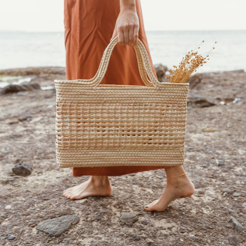 Mercado Straw Basket Tote, straw beach bag, straw toes, summer straw bags, summer straw totes, straw tote bag, beach tote bag image 1