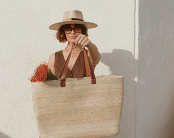Harlow Straw Shoulder Bag, summer straw bags, straw bag tote, beach tote bag, straw totes, straw handbags, straw purse, straw beach bag