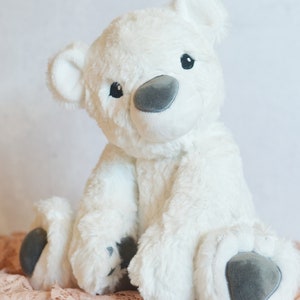 Nel cerchio Parker Polar Bear Peluche Softie Macchina Ricamo Design Digitale ITH Download
