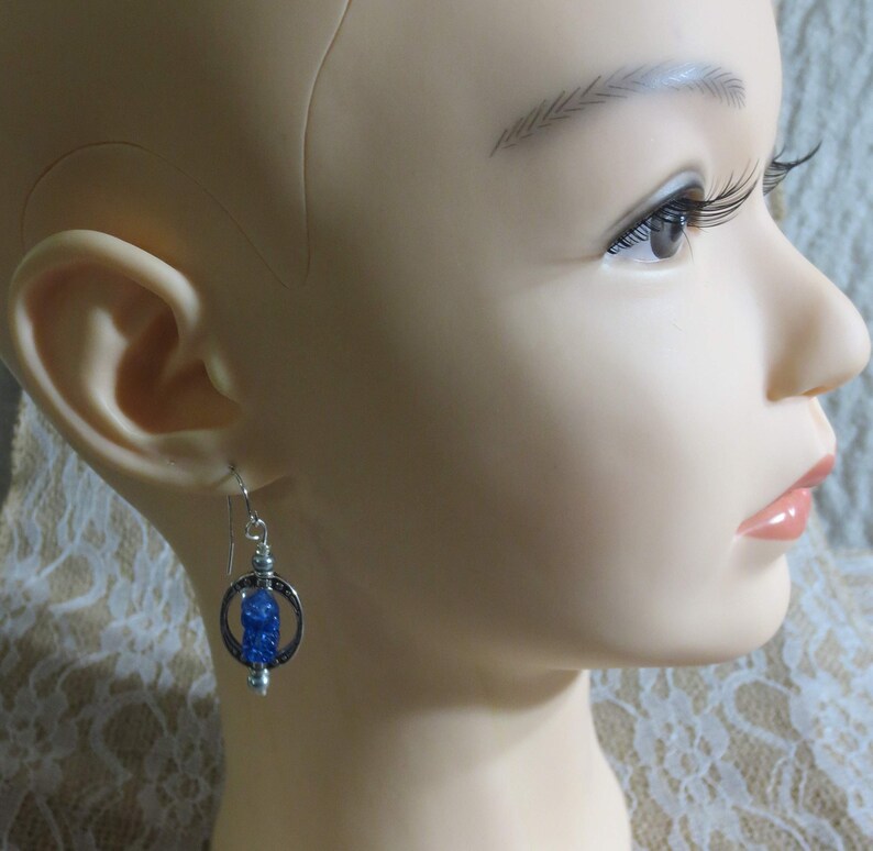 Dark Blue Aquamarine Earring