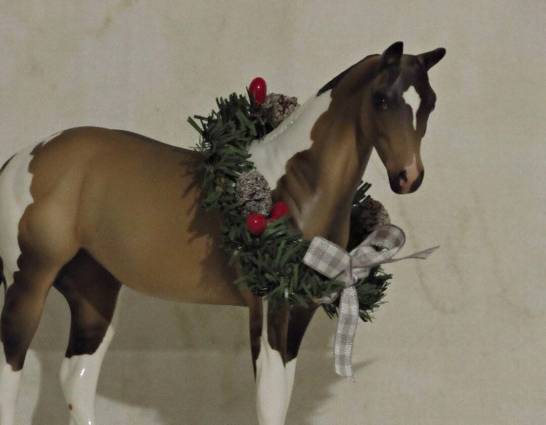 Custom Made to Order Breyer Horse Christmas Neck Wreaths Etsy Canada