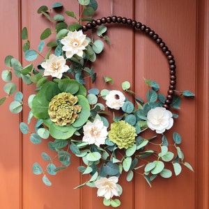 Wood flowers hoop wreath , Wall décor ,Modern door décor , Gift for mom , Apartment wreath