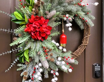 Corona navideña con campana roja Decoración navideña Regalo para mamá Decoración de invierno para el hogar