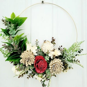 Hoop wreath with wood flowers, All seasons wreath, Gift for mom, 18 inch Apartment wreath image 5