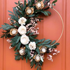 Modern hoop wreath, Wood flowers wreath, Front door décor, Housewarming gift, Cozy room décor image 7