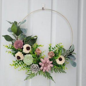 Wood flowers wreath, Modern hoop wreath, Gift for mom, All seasons wreath, Apartment door décor