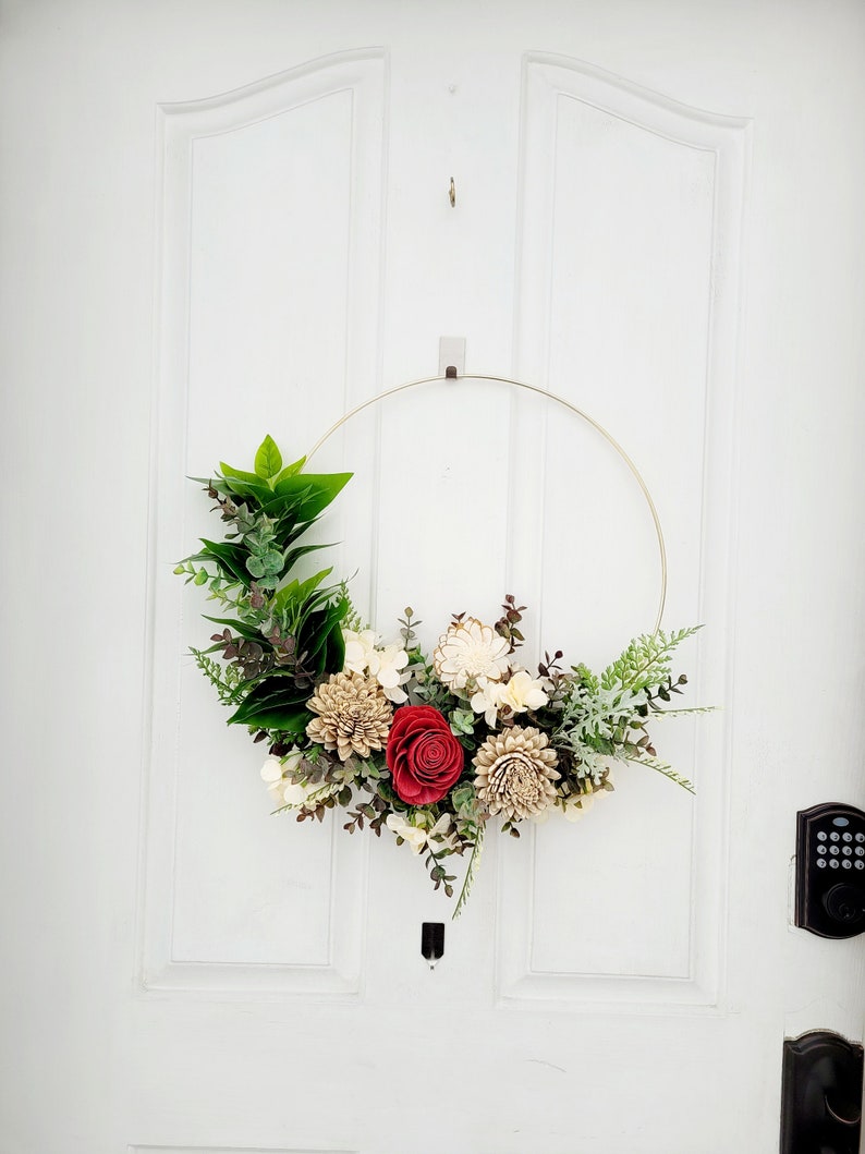 Hoop wreath with wood flowers, All seasons wreath, Gift for mom, 18 inch Apartment wreath image 4