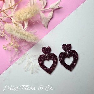 Ruby Red Glitter Love Heart Dangles | Brincos de acrílico | Brincos de dia dos namorados