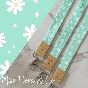 Fabric Lanyard - Daisy Bloom Mint