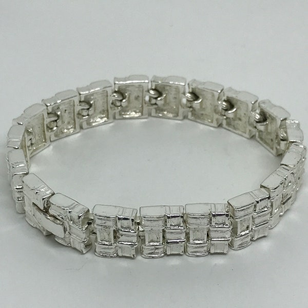 NAPIER silver tone link bracelet.