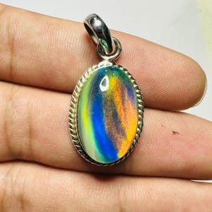 Pendentif opale aurore de feu arc-en-ciel, collier doublet opale en argent sterling 925, pendentif opale délicat, cadeau d&#39;anniversaire