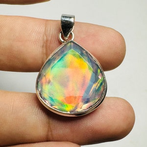 Gefacetteerde Aurora opaal zilveren hanger Vintage 925 zilveren ketting Aurora opaal edelsteen hanger Welo vuuropaal cadeau voor haar boho sieraden