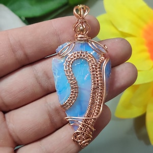 Pingente de ponta de flecha enrolado em arame - Colar de arame enrolado em boho - Pingente de cobre - Presente para ela - Pingente de pedra preciosa