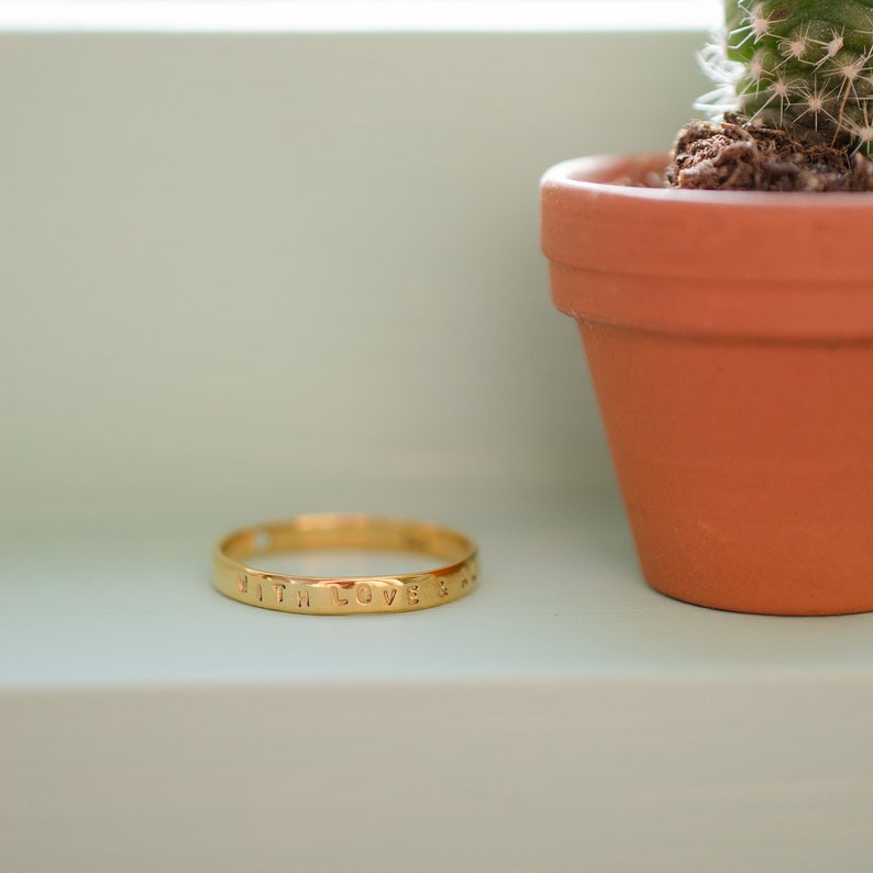 9ct Gold Feel The Love Personalised Heart Text Ring Solid Yellow Gold image 3