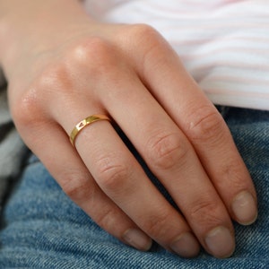 9ct Gold Feel The Love Personalised Heart Text Ring Solid Yellow Gold image 5