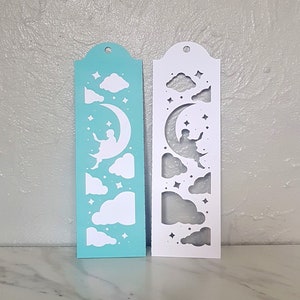 Boy On Moon Bookmark papier découpage modèle SVG PNG PDF téléchargement instantané Couper fichier papier artisanat 3d coupes 3d artisanat lire étoiles nuages