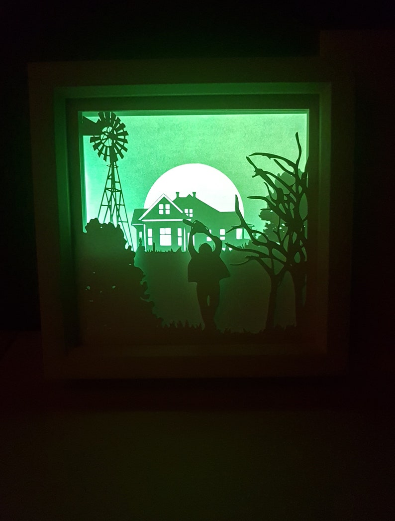 Download Texas Chainsaw Massacre inspired Halloween shadow box SVG ...