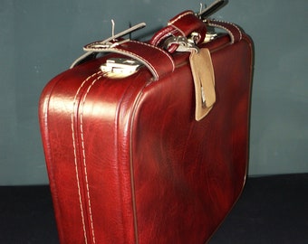 midcentury kleiner Koffer Skai Kunstleder Weekender  rot 70s suitcase