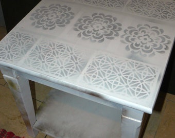 vintage side table shabby chic white gold upcycling table