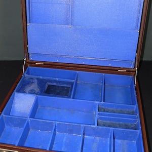 vintage sample case edge protection representative case brown 70s