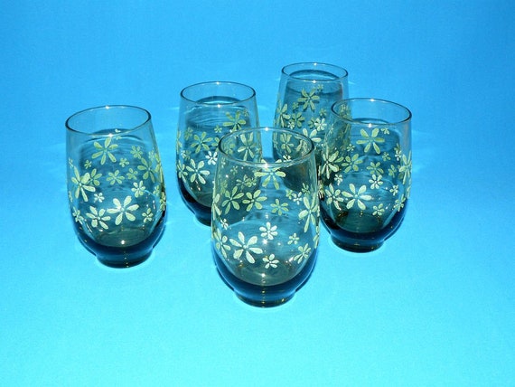 Vintage Gläser Rauchglas Blümchenmuster 70er Jahre Farbglas 5St