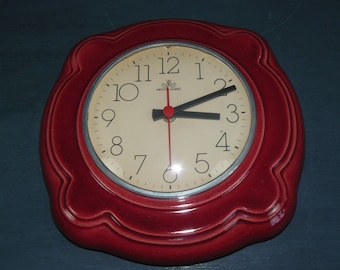 midcentury ceramic kitchen clock *master quartz* red 70s W.-Germany
