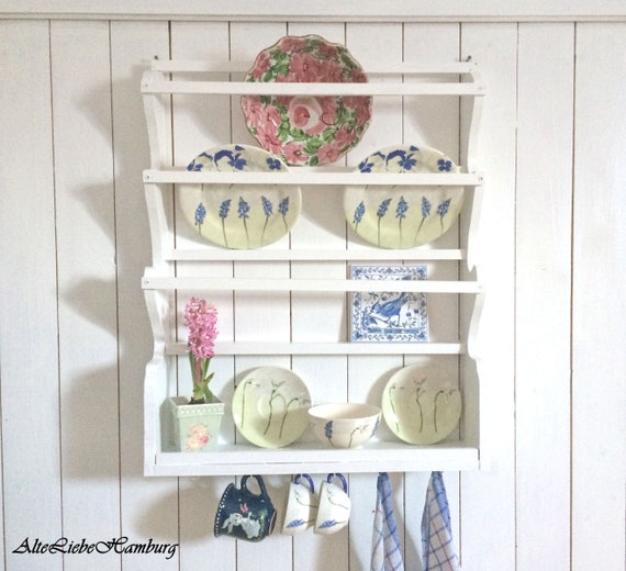 Plate shelf / wall shelf for dishes