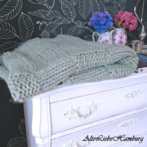 Knitted Square Blanket SHET in mint