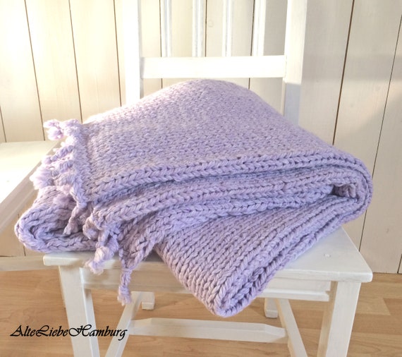 Knitted Blanket SHET in purple
