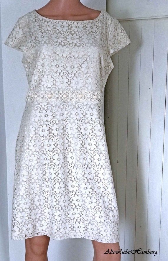 Elegant tea-ball dress from the 60/70s - size M / 38 - overknee length
